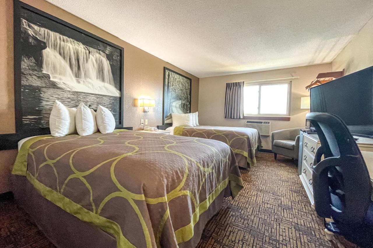 Super 8 By Wyndham Indianapolis Emerson Zewnętrze zdjęcie