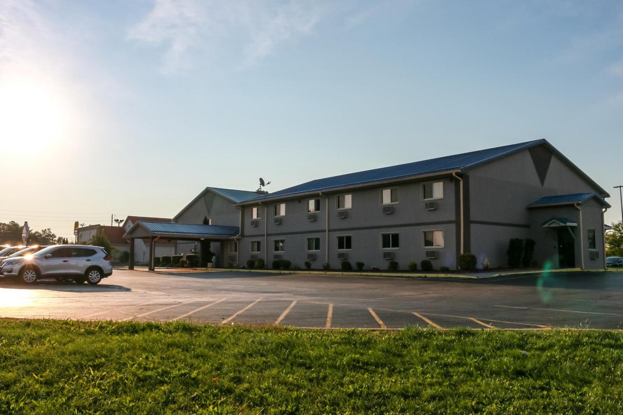 Super 8 By Wyndham Indianapolis Emerson Zewnętrze zdjęcie